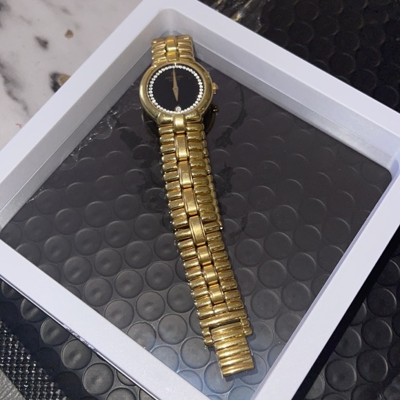 Preloved Raymond Weil watch great condition. - Picture 3 of 6